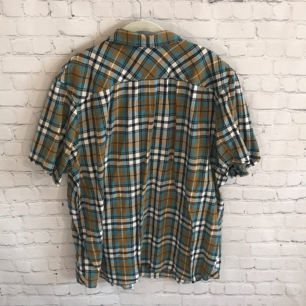 North Face Button Up - image 2